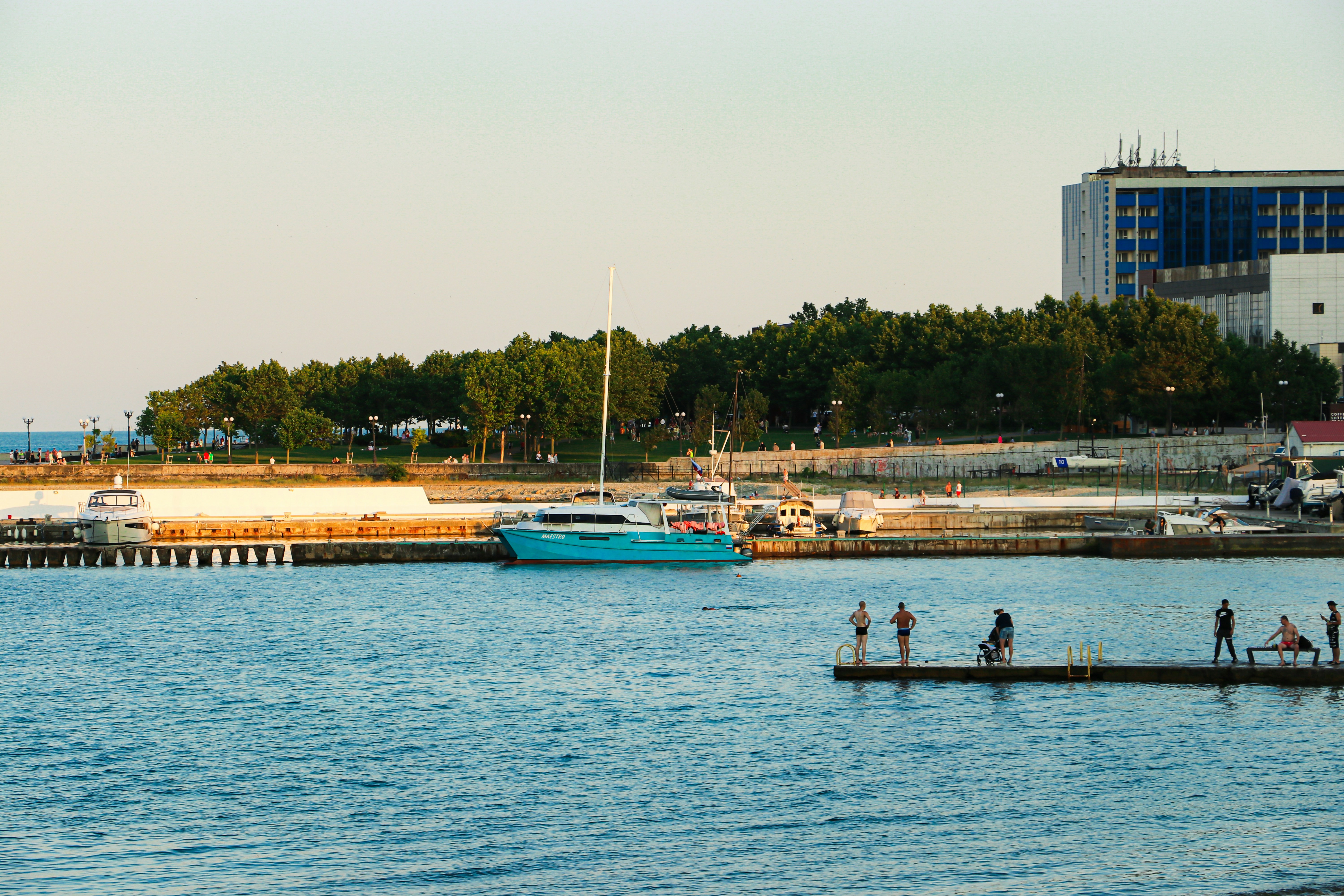 Majaz Waterfront